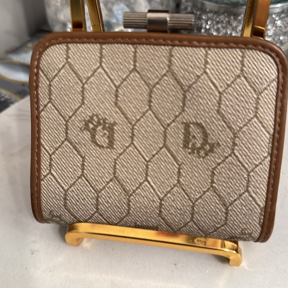 COPY - Dior Coins holder mini pocket this tiny piece is a beautiful and clean i… - Picture 8 of 13